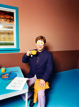 Elton John, Egg On His Face